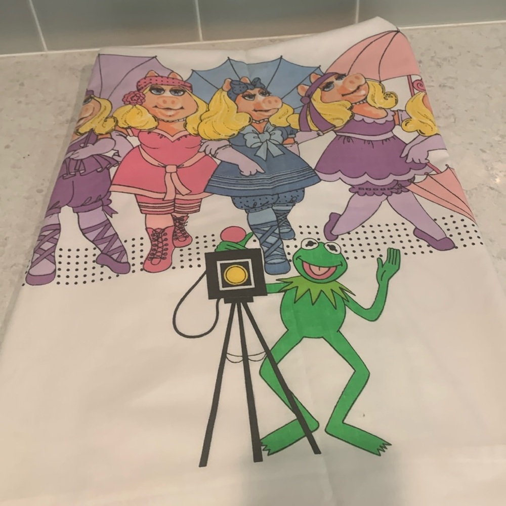 Vintage Lady Pepperell Miss Piggy Twin Flat sheet & Martex Standard Pillow Case